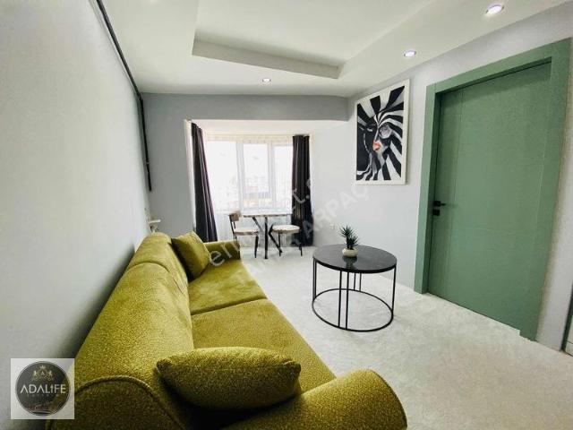Fiyat Düştü! Fırsat İlan. Cadde Üzeri 1+1 Eşyalı Lüx Apart