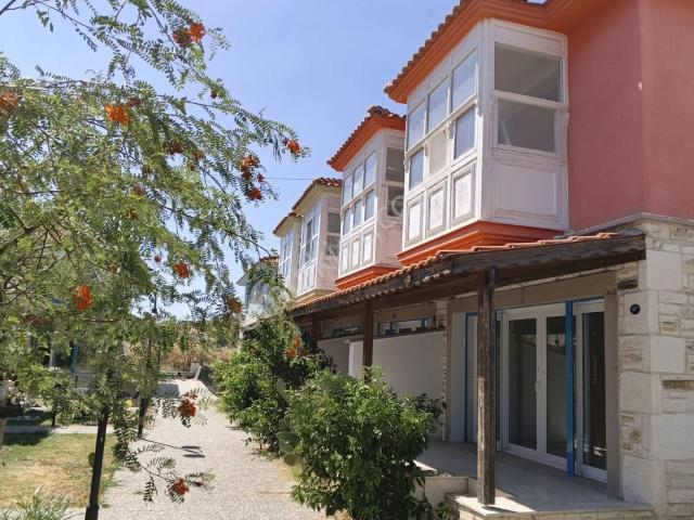 Foça Bağarası 2+1 Bahçeli Dubleks