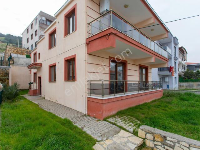 Foça Bağarası Kazım Dirik Mah. Kiralık 2+1 Dubleks