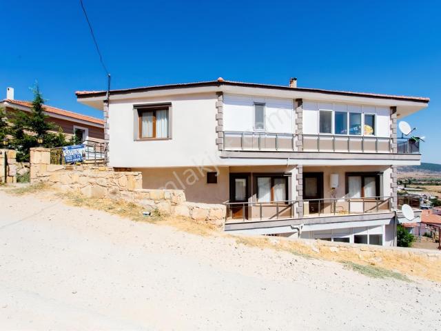 Foça Bağarası Kazım Dirik Mah. Satılık 2+1 Daire