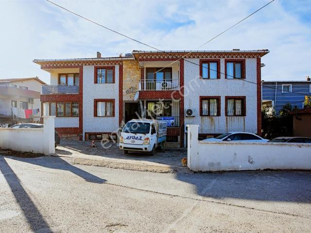 Foça Bağarası Kazım Dirik Mah. Satılık 3+1 Daire