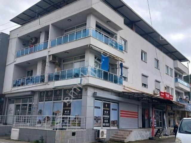 Foça Bağarası Merkezde Daire