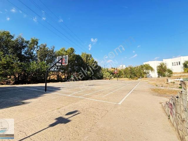 Foça Fotaş Tatil Sitesi'nde Geniş Verandalı 2+1 Daire