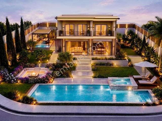 Foçaköyde Satılık Deniz Manzaralı Lüks Villa