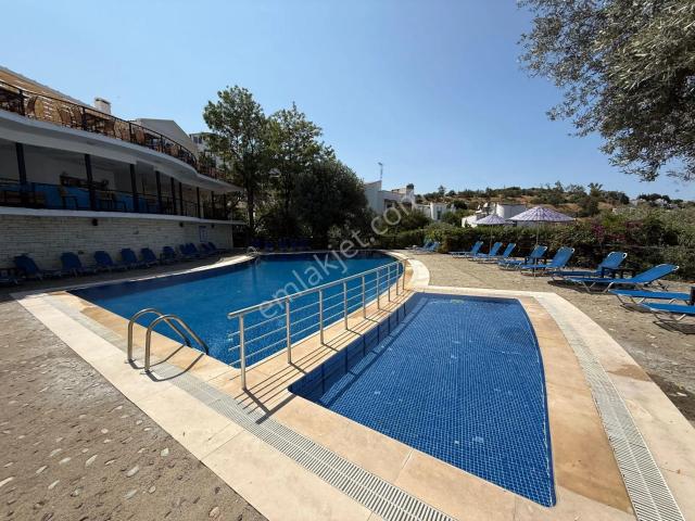 Foçanın Gözde Sitesi Olivia Village Deniz Manzaralı 1+1 Yazlık