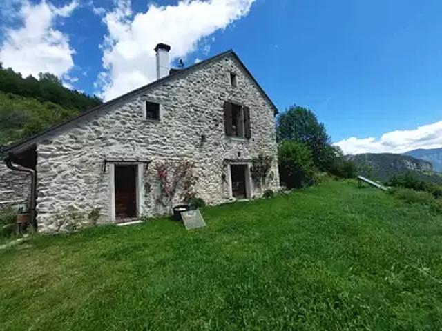 Fontan 06540 Achat / Vente maison 4 pièces t4 jardin terrasse