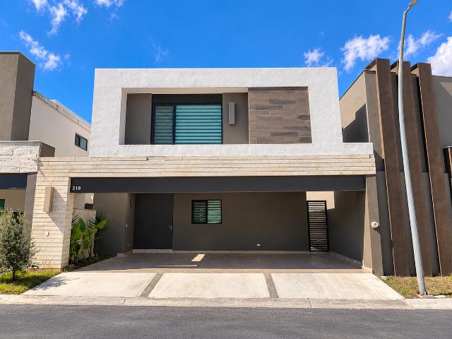 FONTANA RESIDENCIAL RENTA / CARRETERA NACIONAL