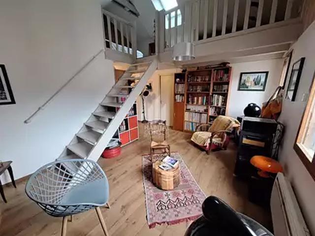 Fontaine 38600 Achat / Vente appartement 4 pièces t4 au dernier étage cave