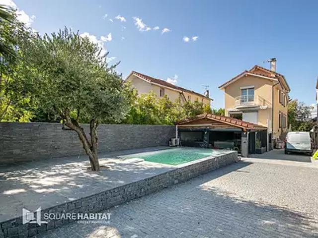 Fontaine 38600 Achat / Vente maison 6 pièces t6 au dernier étage terrasse