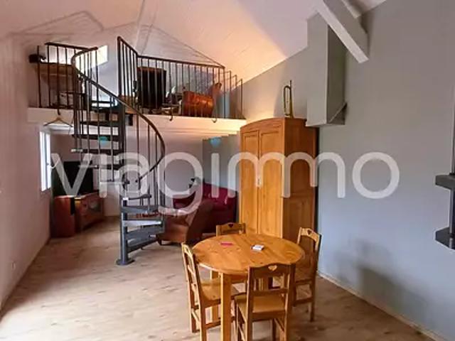 Fontaine 38600 Achat / Vente maison au dernier étage cave