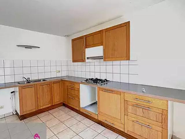 Fontaine lès Luxeuil 70800 Location appartement 5 pièces t5 jardin
