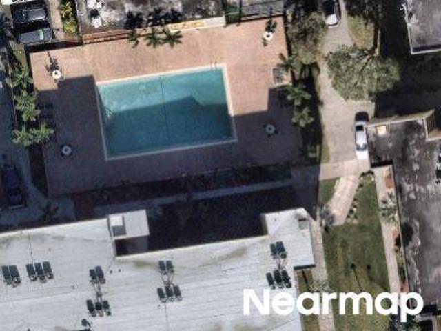 Fontainebleau Blvd Apt 207