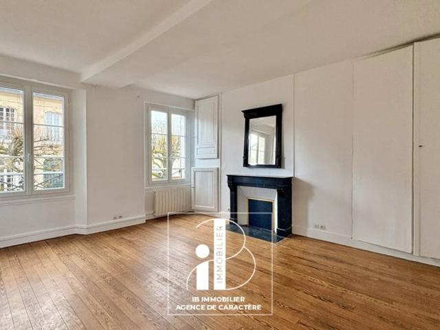 FONTAINEBLEAU Centre ville Appartement 2 pièces 42 m²