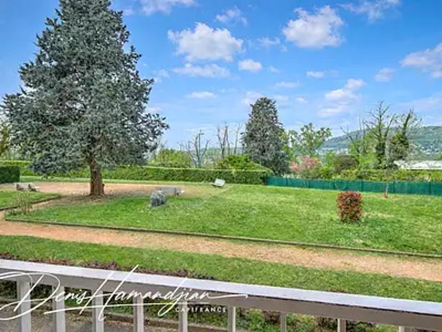Fontaines sur Saône 69270 Achat / Vente appartement 4 pièces t4 cave