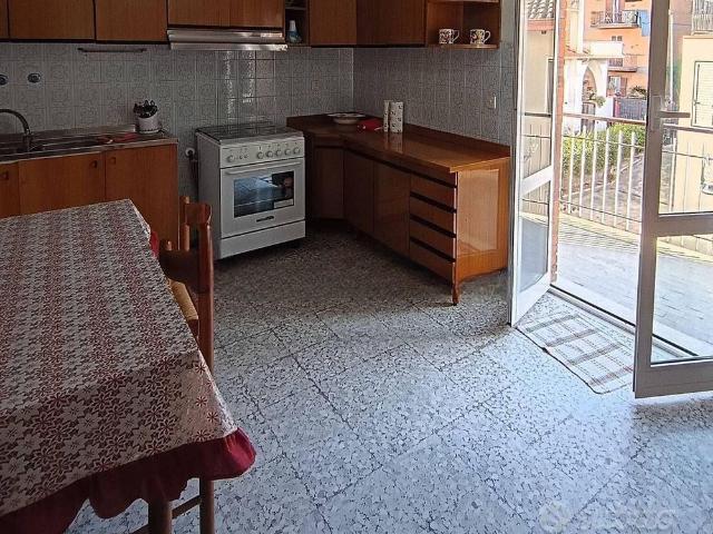 FONTE NUOVA Tor Lupara TRILOCALE ARREDATO BALCONE