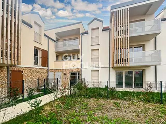 Fontenay Trésigny 77610 Achat / Vente appartement 2 pièces t2 au dernier étage terrasse