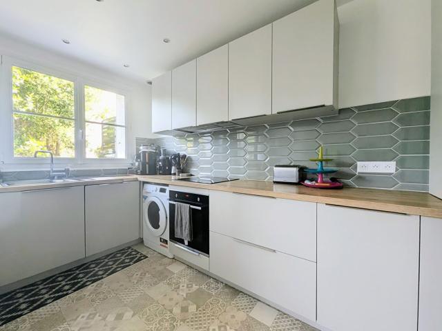 FONTENAY AUX ROSES Appartement 2 pièces de 46 m2 avec cave