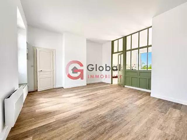 Fontenay le Comte 85200 Achat / Vente appartement 6 pièces t6 au dernier étage