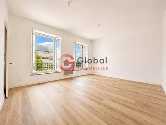 Fontenay le Comte 85200 Achat / Vente appartement 3 pièces t3 au dernier étage