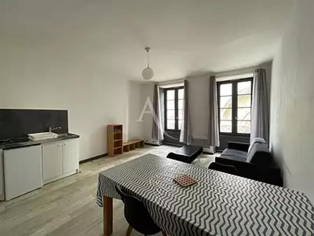 Fontenay le Comte 85200 Location appartement 2 pièces t2