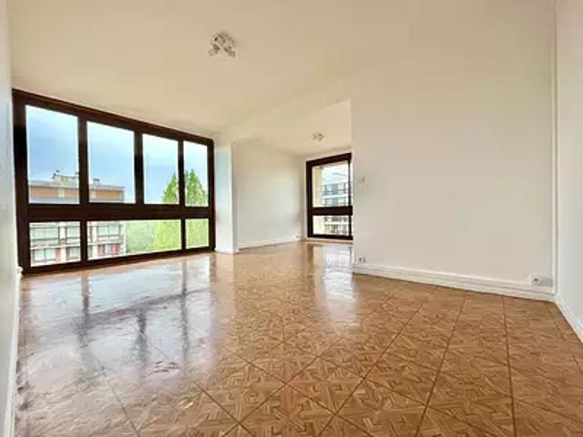 Fontenay le Fleury 78330 Achat / Vente appartement 5 pièces t5 parking