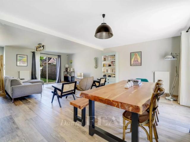 Fontenay Le Fleury Maison contemporaine de 4 chambres avec. 173m² Fontenay le Fleury
