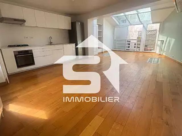 Fontenay sous Bois 94120 Location maison 5 pièces t5 au dernier étage
