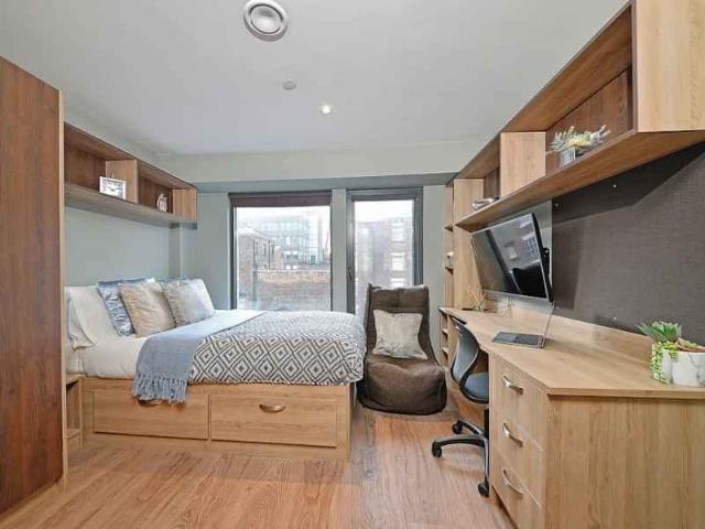 Fontenoy Apartments, Liverpool Has an Apartment