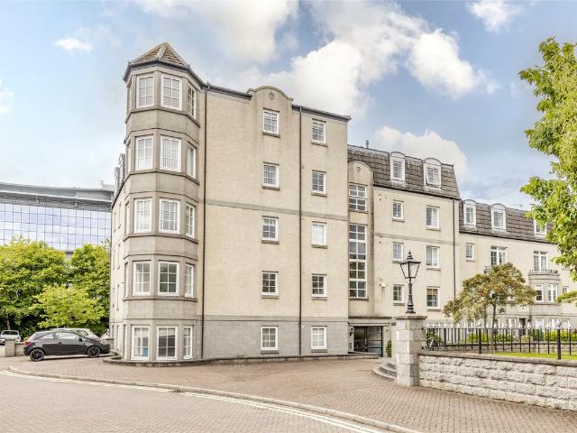 Fonthill Avenue, Aberdeen AB11, 2 bed flat to rent, £900 pcm | PrimeLocation