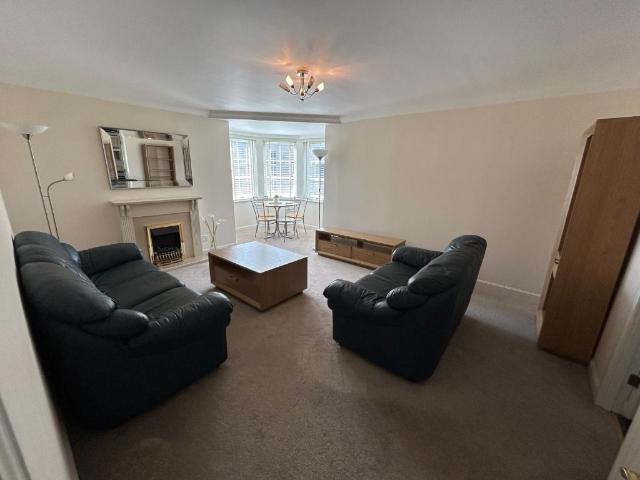 Fonthill Avenue, Ferryhill, Aberdeen AB11, 2 bed flat to rent, £900 pcm | PrimeLocation
