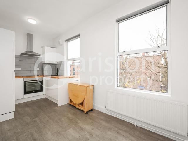 Fonthill Road, Finsbury Park 1 bed flat to rent £1,650 pcm £381 pw