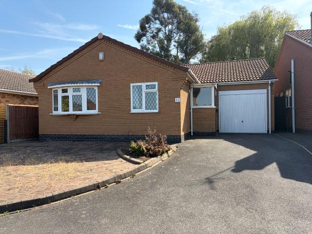Fontwell Drive, Leicester LE2, 2 bed bungalow to rent, £1,350 pcm | PrimeLocation