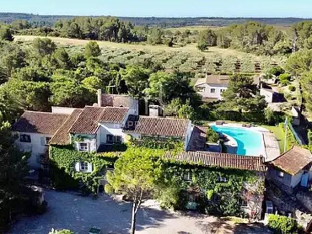 Fontvieille 13990 Achat / Vente maison piscine jardin