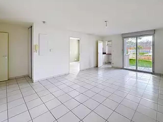 Fonbeauzard 31140 Achat / Vente appartement 2 pièces t2 piscine terrasse