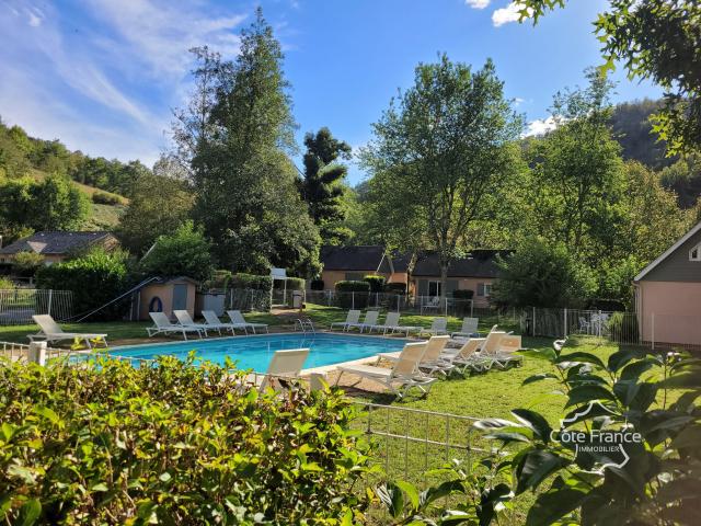 Fonds de Commerce d'un Village de vacances 20 Chalets | restaurant/bar | licence IV | Conques en Rouergue