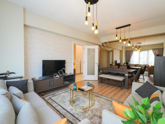 Focus Emlak Pendik Çamçeşme Site İçinde Satılık 2+1 Lüx Daire