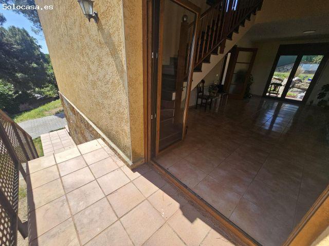 FOGARS DE LA SELVA ENTRE HOSTALRIC Y TORDERA: PRECIOSO Y AMPLIO CHALET EN ALQUILER CON PISCINA Y J