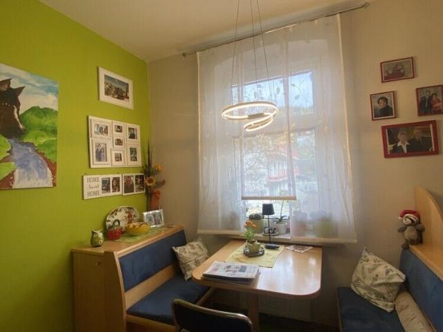 FOHNSDORF: Besondere 4 Zimmer Wohnung mit Wohnkomfort auf zwei Ebenen