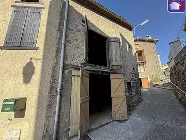 Foix 09000 Achat / Vente maison 2 pièces t2 au dernier étage