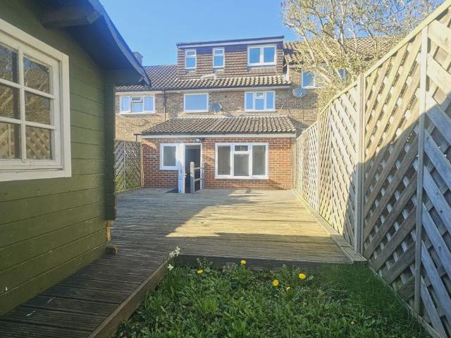 Fold Croft, Harlow CM20, 4 bed terraced house to rent, £1,950 pcm | PrimeLocation