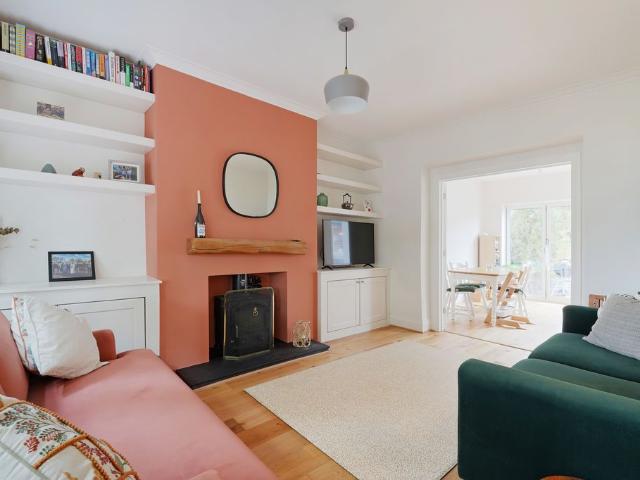 Folds Crescent, Sheffield S8, 4 bed semi detached house to rent, £1,900 pcm | PrimeLocation
