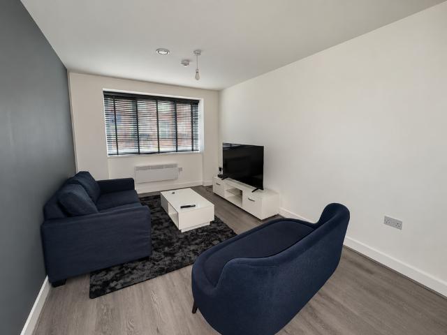 Foleshill Road, Coventry, CV6 1 bed apartment to rent £825 pcm £190 pw