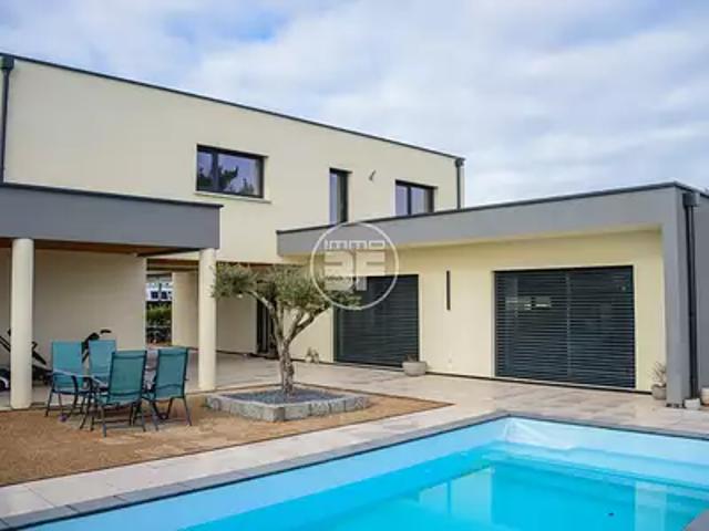 Folgensbourg 68220 Achat / Vente maison 6 pièces t6 piscine terrasse
