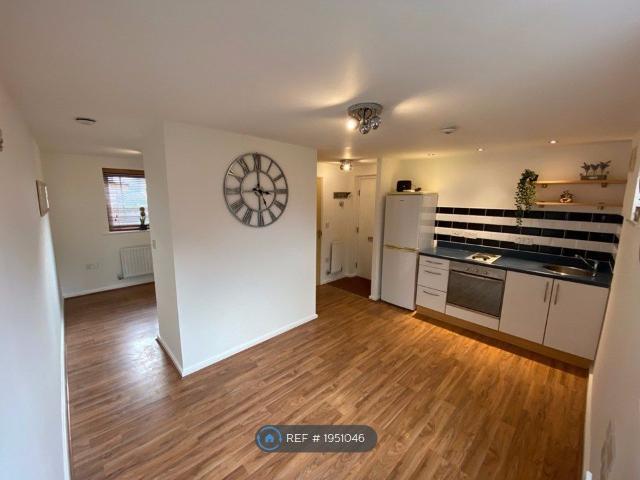 Follager Road, Rugby CV21, 1 bed flat to rent, £825 pcm | PrimeLocation