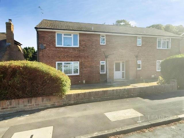 Folly View Road, Faringdon. 2 bed flat to rent £950 pcm £219 pw