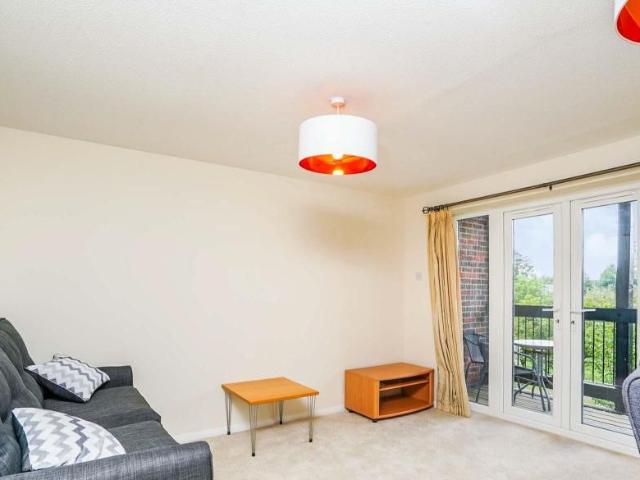 Folly Bridge Court, Oxford OX1, 2 bed flat to rent, £2,125 pcm | PrimeLocation