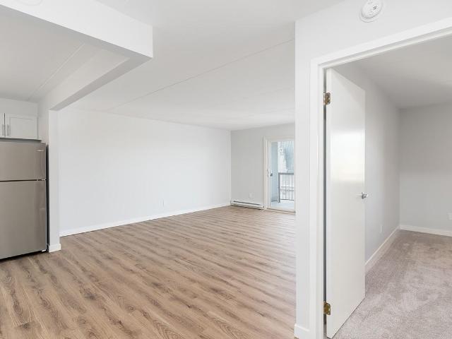 Fort Garry Place II 1 Bedroom Apartment for Rent at 85 Garry St, Winnipeg, MB R3C 4J5 Downtown Winnipeg