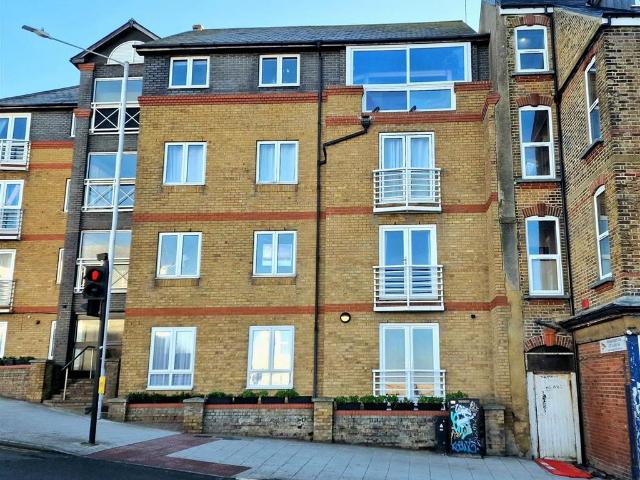 Fort Hill, Margate, CT9 2 bed apartment to rent £1,100 pcm £254 pw