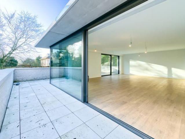 Fort Jaco, Très beau Penthouse 3/4 ch dans immeuble neuf