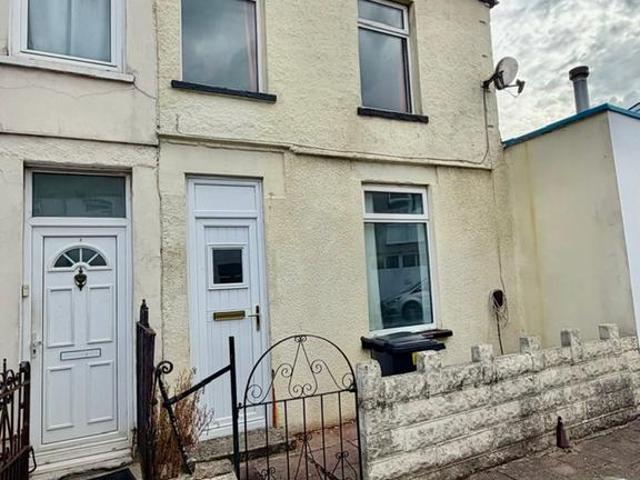 Fort Street, Cardiff, CF24 2 bed terraced house to rent £1,200 pcm £277 pw